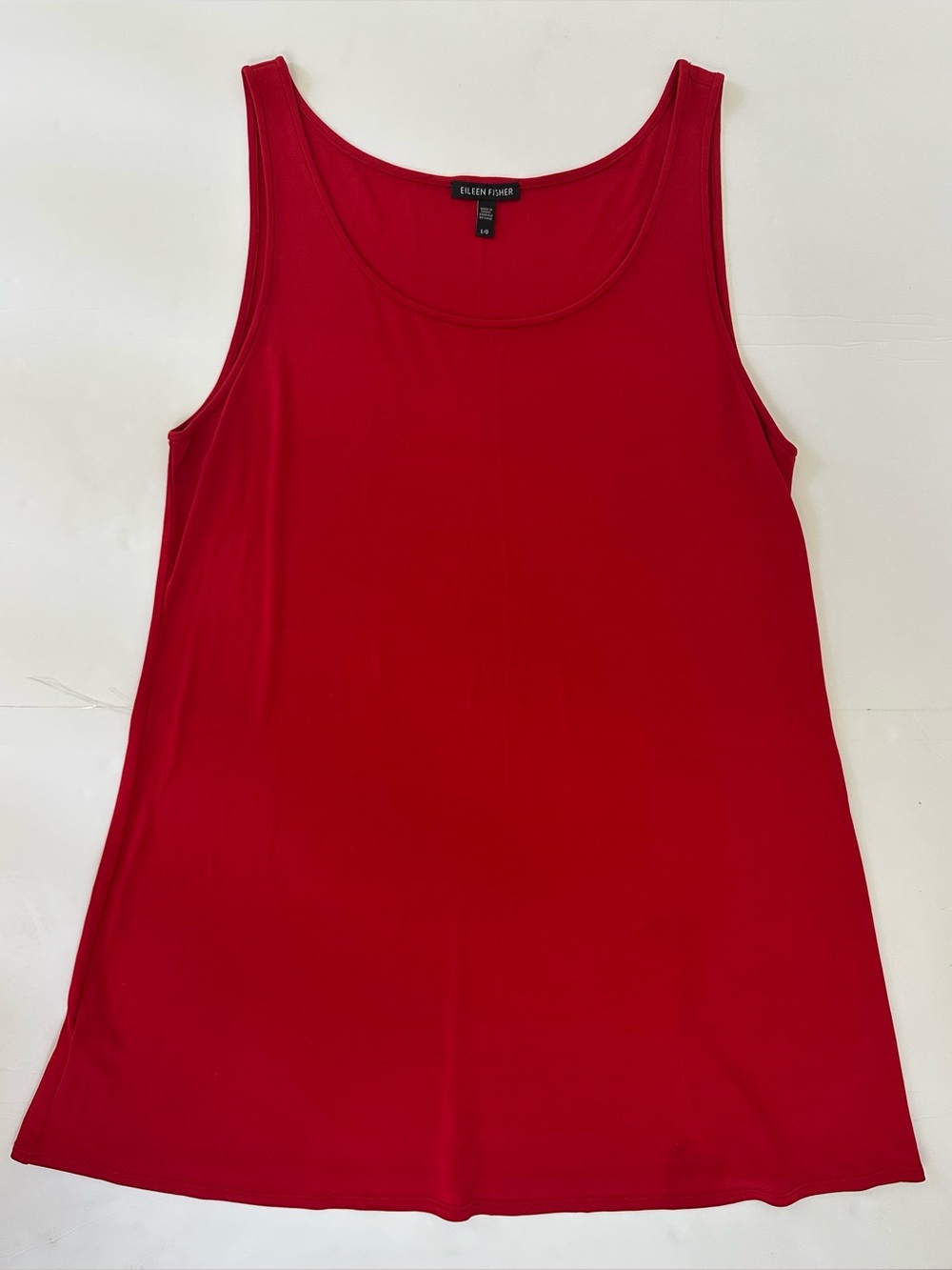 Eileen Fisher 100% Silk Sleeveless Scoop Neck Tank L Red Layering Holidays EUC